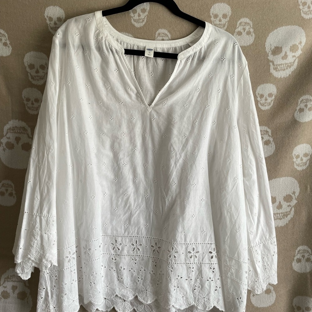 WHITE BLOUSE XL